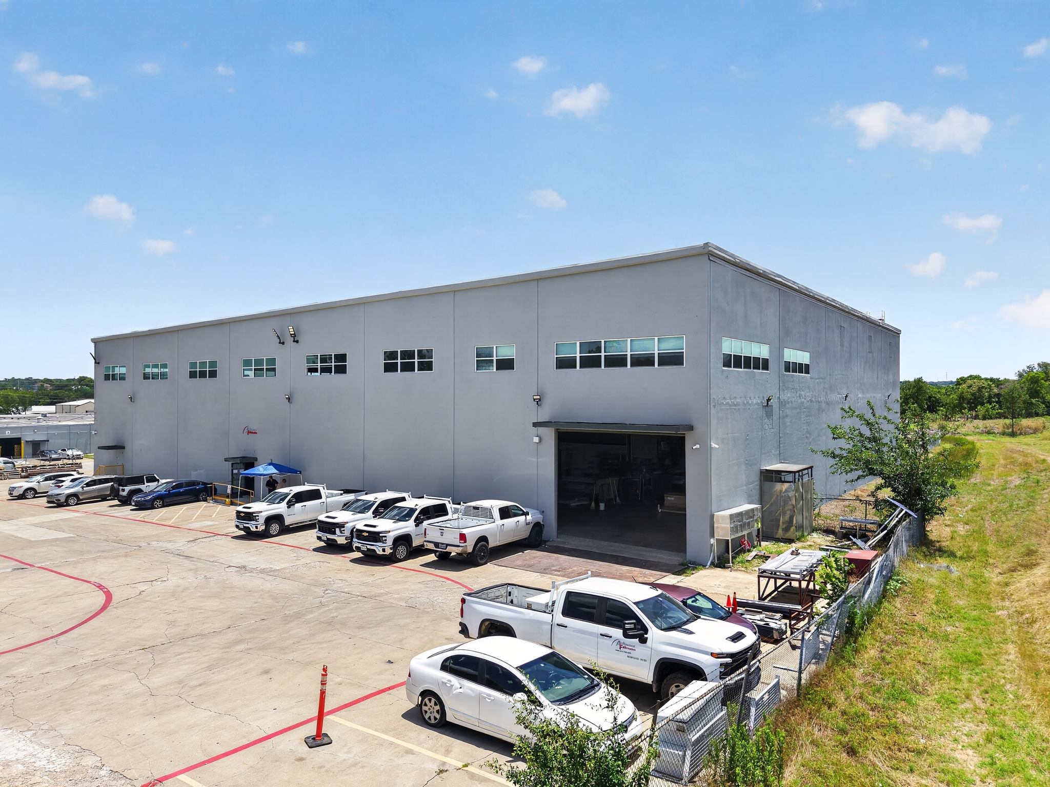 , image/jpeg - 14_2000_E_Richmond_Ave-Exterior-62_D.jpg Industrial Property for Lease or Sale - 2000 E Richmond Ave, Fort Worth, Texas, 76104 (2)