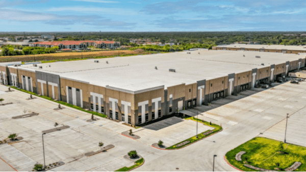 Industrial Property for Lease or Sale - 7101 S Cooper St, Arlington, TX, 76001