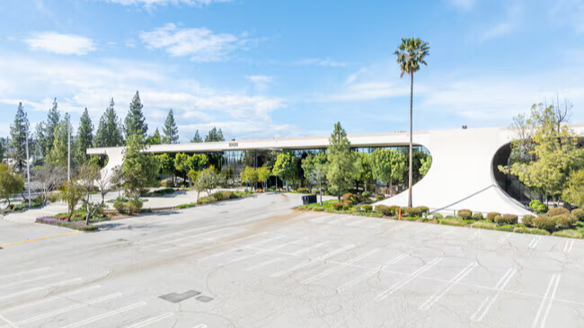 Industrial Property for Lease - 20525 Nordhoff St, Chatsworth, California, 91311 (1)