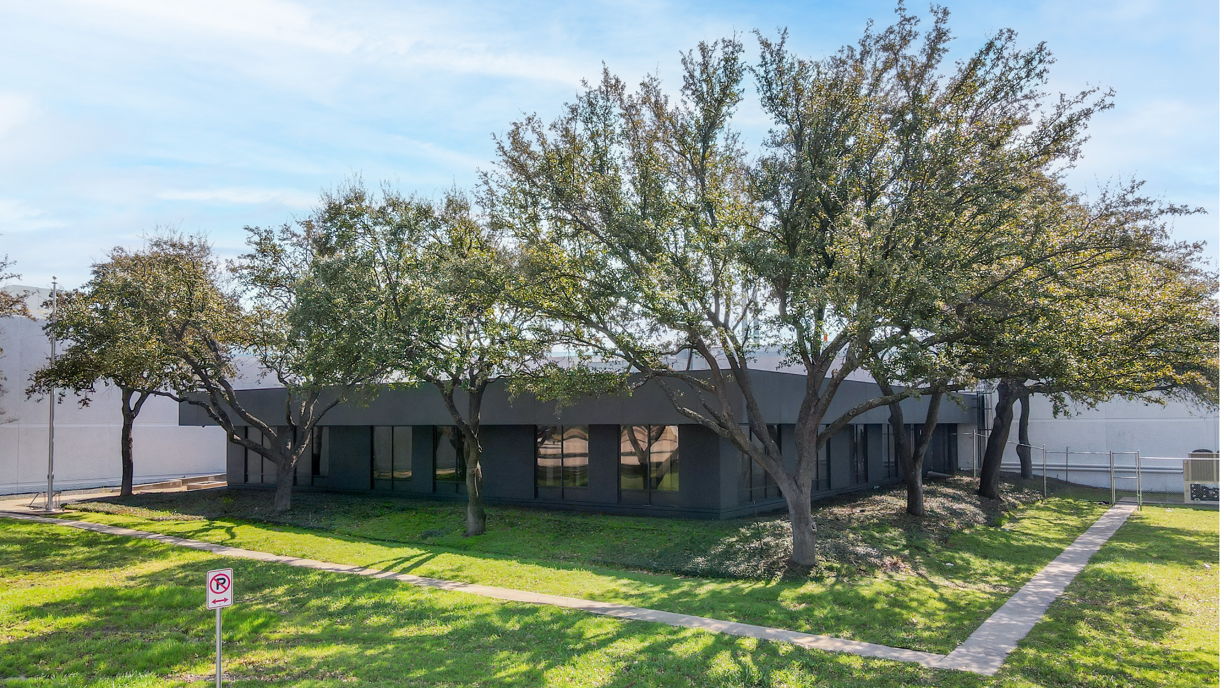 Industrial Property for Lease or Sale - 4404 S Beltwood Pkwy, Farmers Branch, TX, 75244, Suite Bldg 1