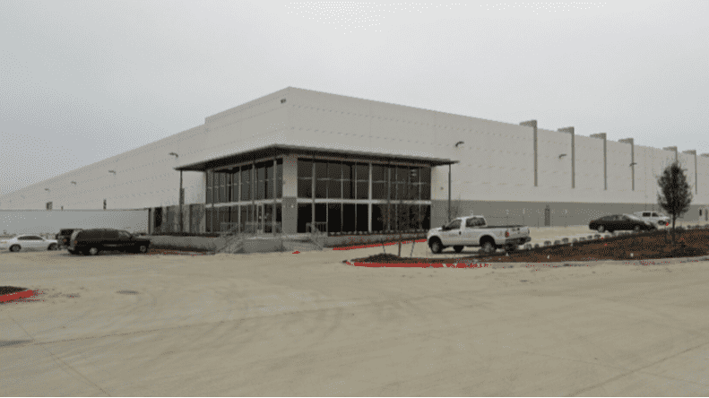 Industrial Property for Lease - 705 Wildlife Pkwy, Grand Prairie, Texas, 75050 (1)