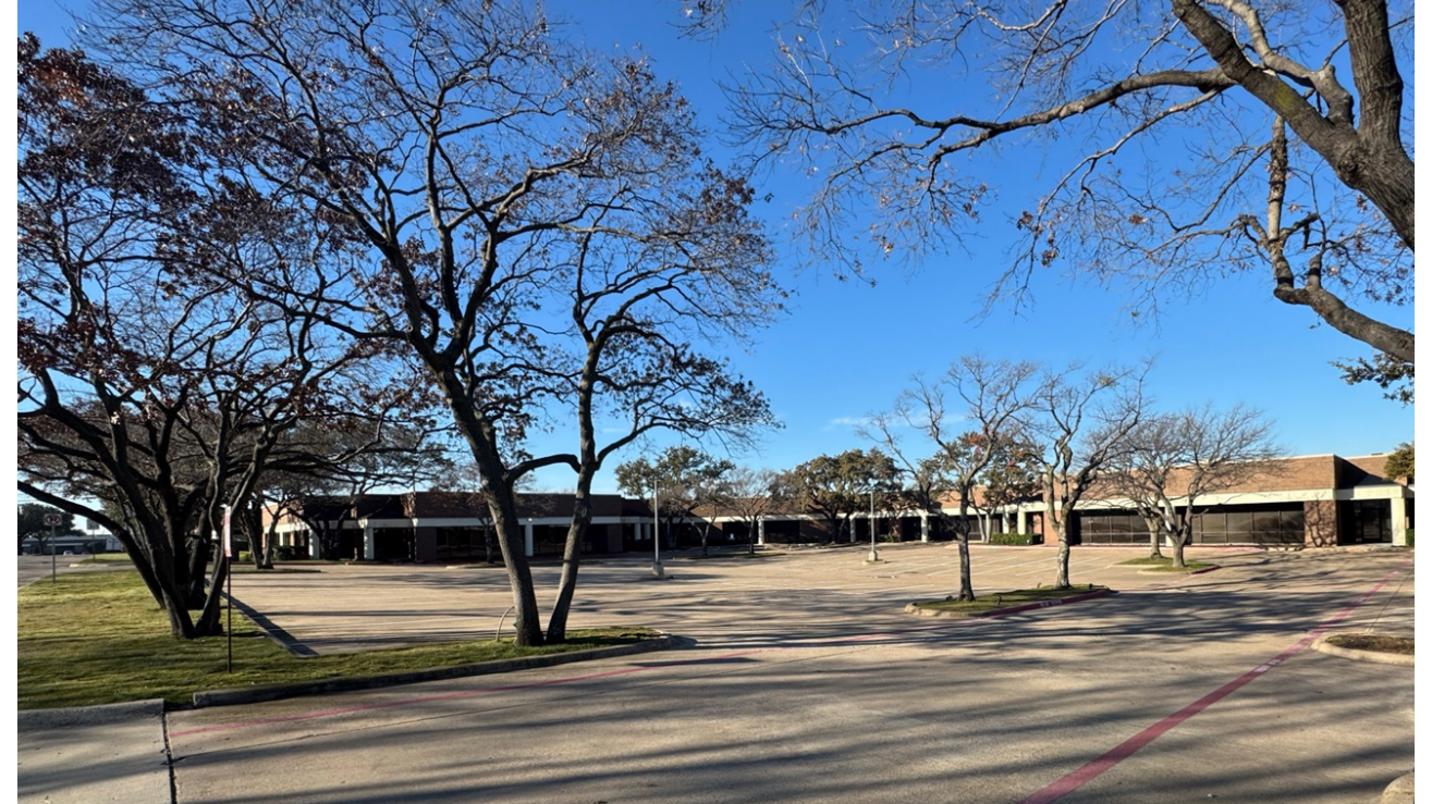 2033 Chenault Dr, Photo - undefined Industrial Property for Sale - 2033 Chenault Dr, Carrollton, Texas, 75006 (1)