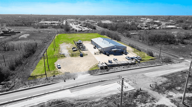 180 E Chapman Dr, Aerial Photo - undefined Industrial Property for Sale - 180 E Chapman Dr, Sanger, Texas, 76266 (1)