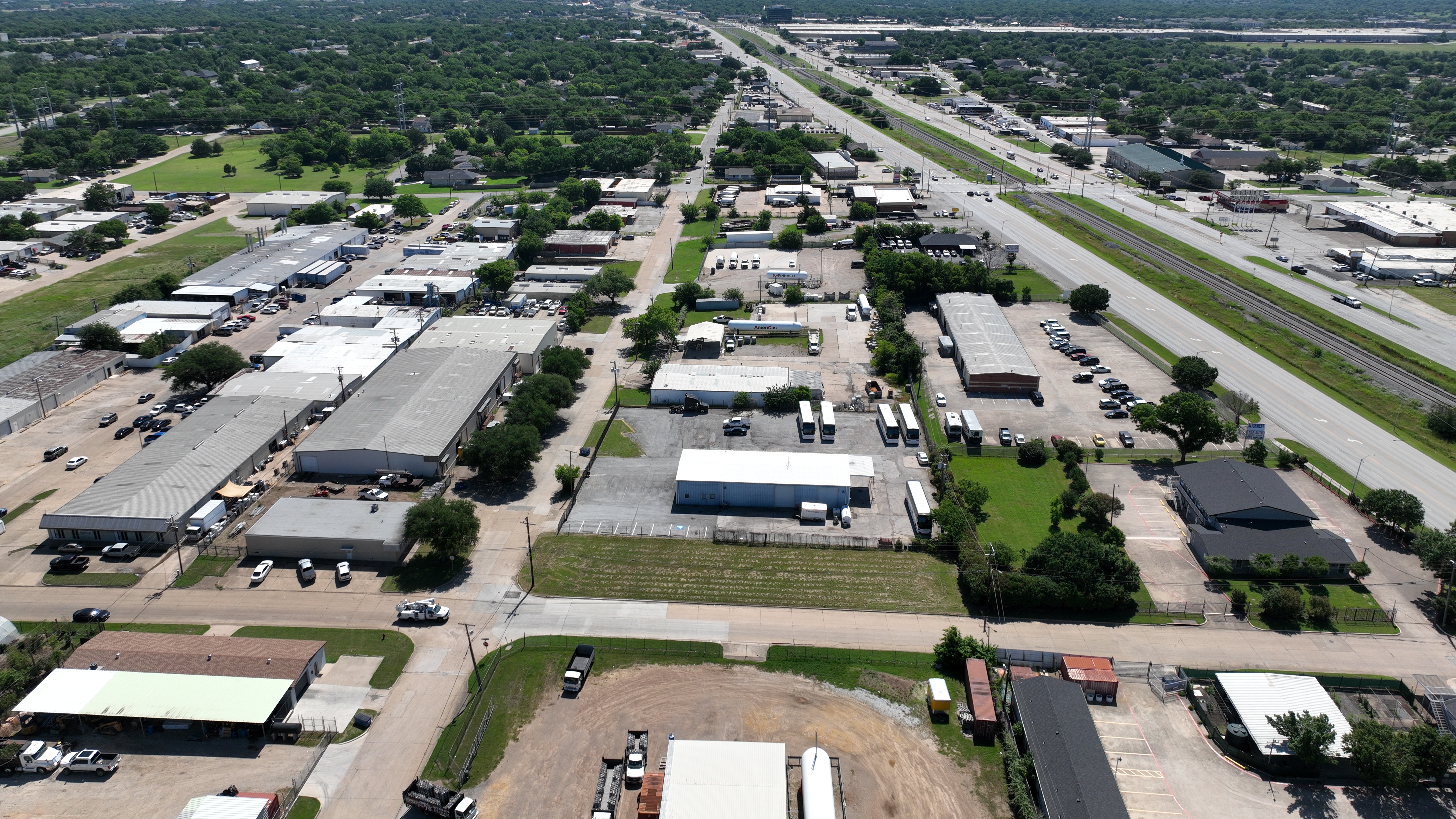 2365 Houston St, Photo - undefined Industrial Property for Lease or Sale - 2365 Houston St, Grand Prairie, Texas, 75050 (7)