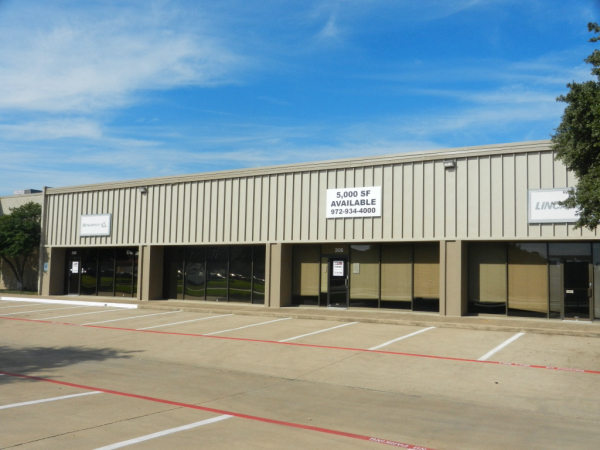 Industrial Space for Lease - 1209 W Carrier Pkwy, Grand Prairie, TX, 75050, Suite 302