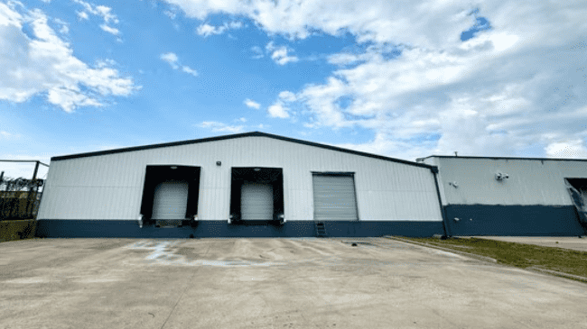 Industrial Property for Lease - 1611 Hinton St, Dallas, Texas, 75235 (1)