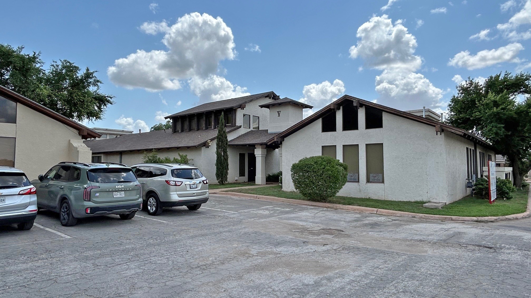Office Space for Rent - 1215 E South 11th St, Abilene, TX, 79602, Suite B