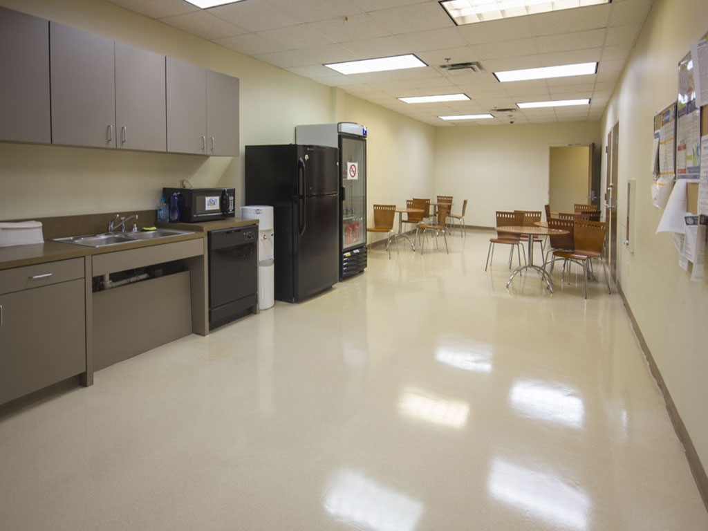 Industrial Property for Lease or Sale - 4393 Sunbelt Dr, Addison, Texas, 75001 (9)