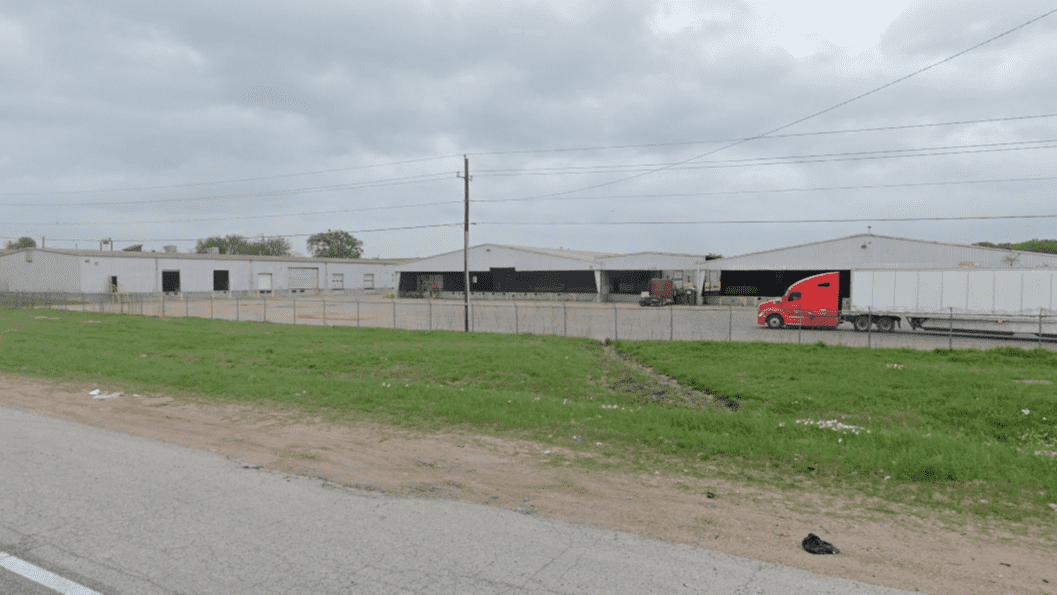Industrial Property for Lease or Sale - 8600 S Central Expy, Dallas, Texas, 75241-7501 (2)