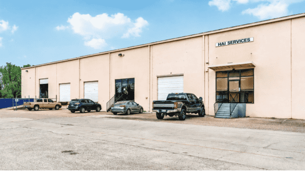 Industrial Space for Lease - 2347 Pecan Ct, Haltom City, TX, 76117
