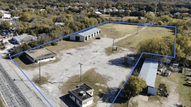 Industrial Property for Sale - 4816 Texoma Pkwy, Denison, Texas, 75090 (1)