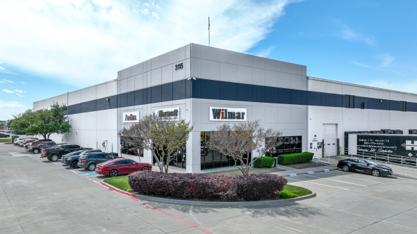 Industrial Space for Lease - 3115 N Great Southwest Pkwy - Building 1, Grand Prairie, TX, 75050-6485