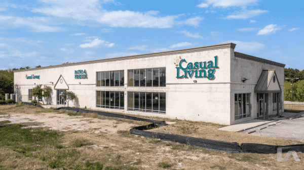 Retail Space for Lease - 3400 N Stemmons Fwy E, Carrollton, TX, 75007