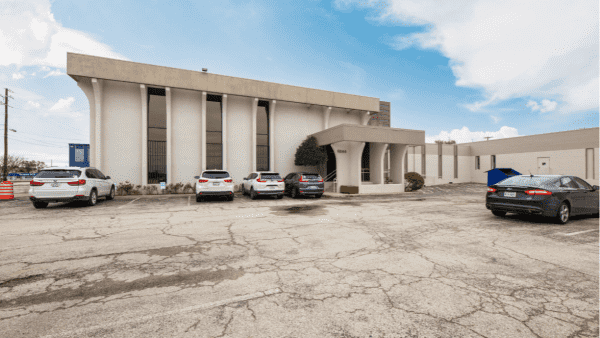 Industrial Space for Lease - 9244 Markville Dr, Dallas, TX, 75243-4404