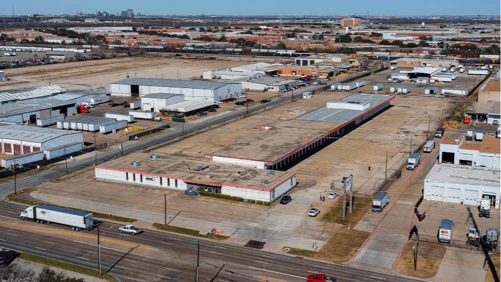 3817 Irving Blvd., Site Photo - undefined Industrial Property for Lease - 3817 Irving Blvd., Dallas, Texas, 75247 (1)