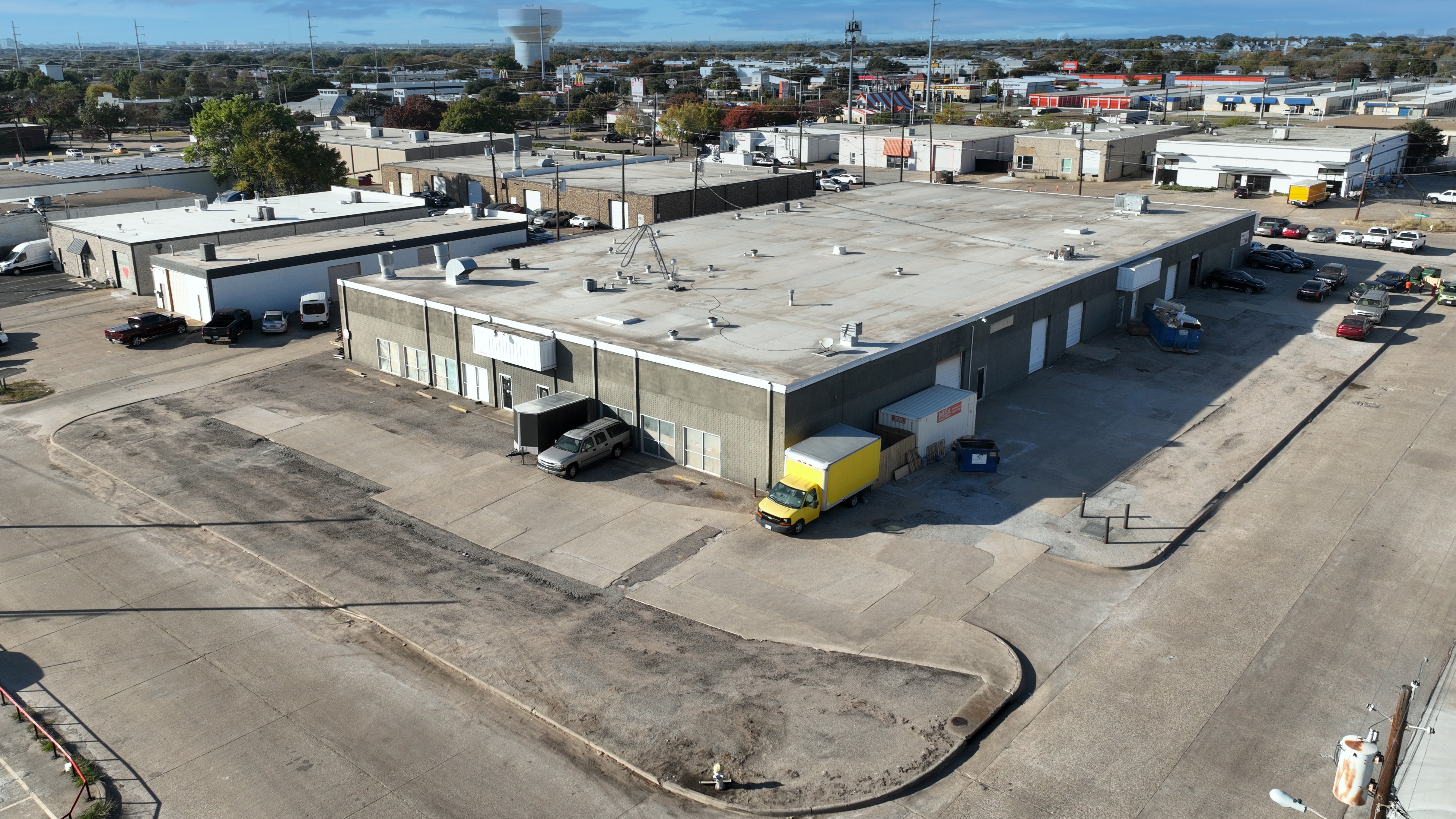 Industrial Space for Lease - 11649 Chairman Dr, Dallas, TX, 75243-5283