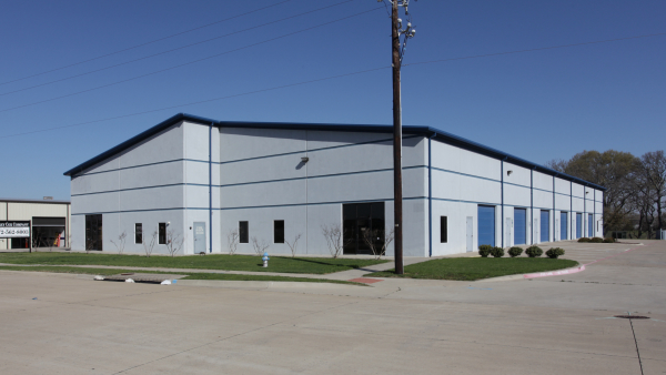 Industrial Building for Sale - 421 Powerhouse St, McKinney, TX, 75071-1820
