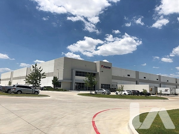 Industrial Space for Lease - 3801 S 20th Ave, DFW Airport, TX, 75261, Suite 200