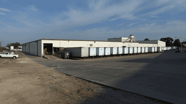 Industrial Property for Sale - 1655 S I-35e Hwy, Northeast Dallas, Texas, 75234 (1)