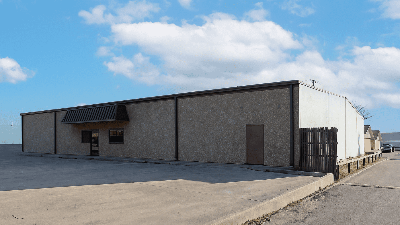 Industrial Property for Lease or Sale - 124 S Rogers Rd, Irving, TX, 75060