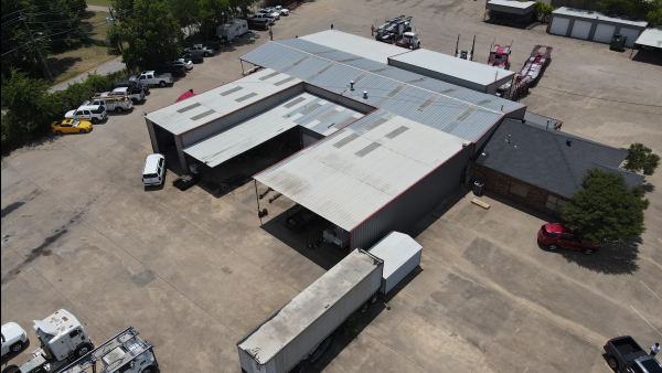 Industrial Property for Lease or Sale - 9779 C F HAWN Fwy, Dallas, TX, 75217