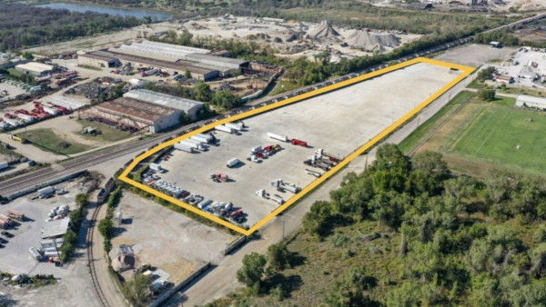 Land for Lease - 10801 Spangler Rd, Dallas, TX, 75220