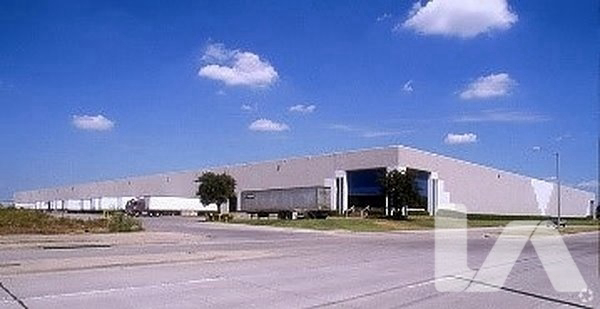 Industrial Space for Lease - 8901 Forney Rd, Dallas, TX, 75227