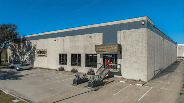 Industrial Property for Lease or Sale - 3505 Garden Brook Dr, Farmers Branch, TX, 75234-2436