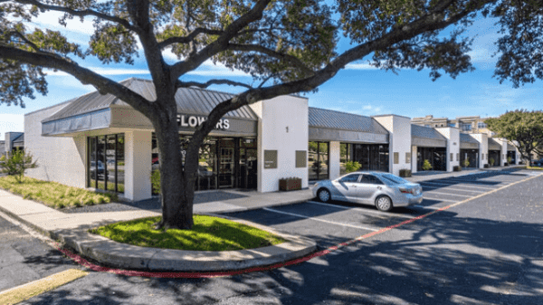 Industrial Space for Lease - 4950 Keller Springs Rd, Addison, TX, 75001, Suite 400