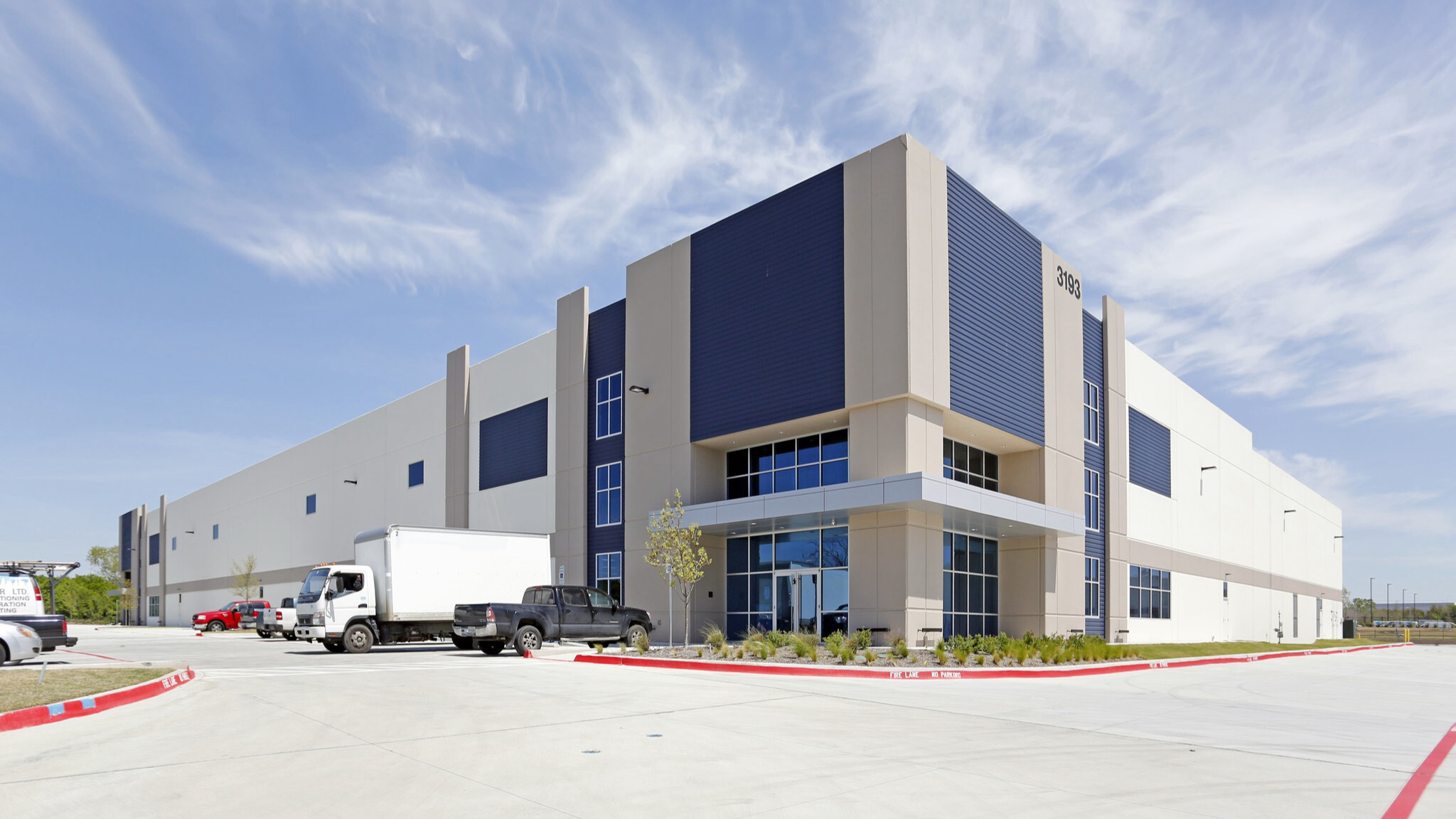 Industrial Property for Lease - 3193 Bass Pro Dr, Grapevine, Texas, 76051-1987 (1)