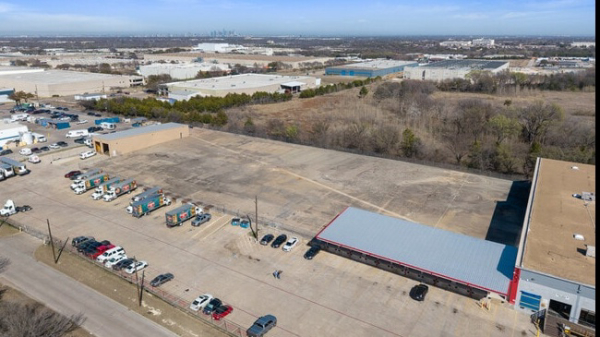 Industrial Building for Sale - 4202 Dan Morton Dr, Dallas, TX, 75236-1342