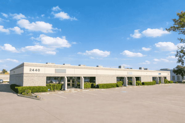 Industrial Building for Sale - 2440 Lacy Lane, Carrollton, TX, 75006