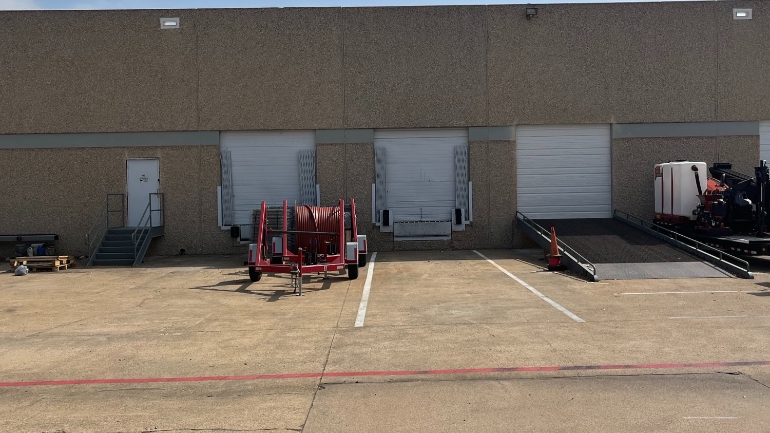 Industrial Property for Lease - 2211 Century Center Blvd, Irving, Texas, 75062-4907 (3)