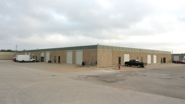 Industrial Space for Lease - 6401 Bradley Dr, Haltom City, TX, 76117, Suite C