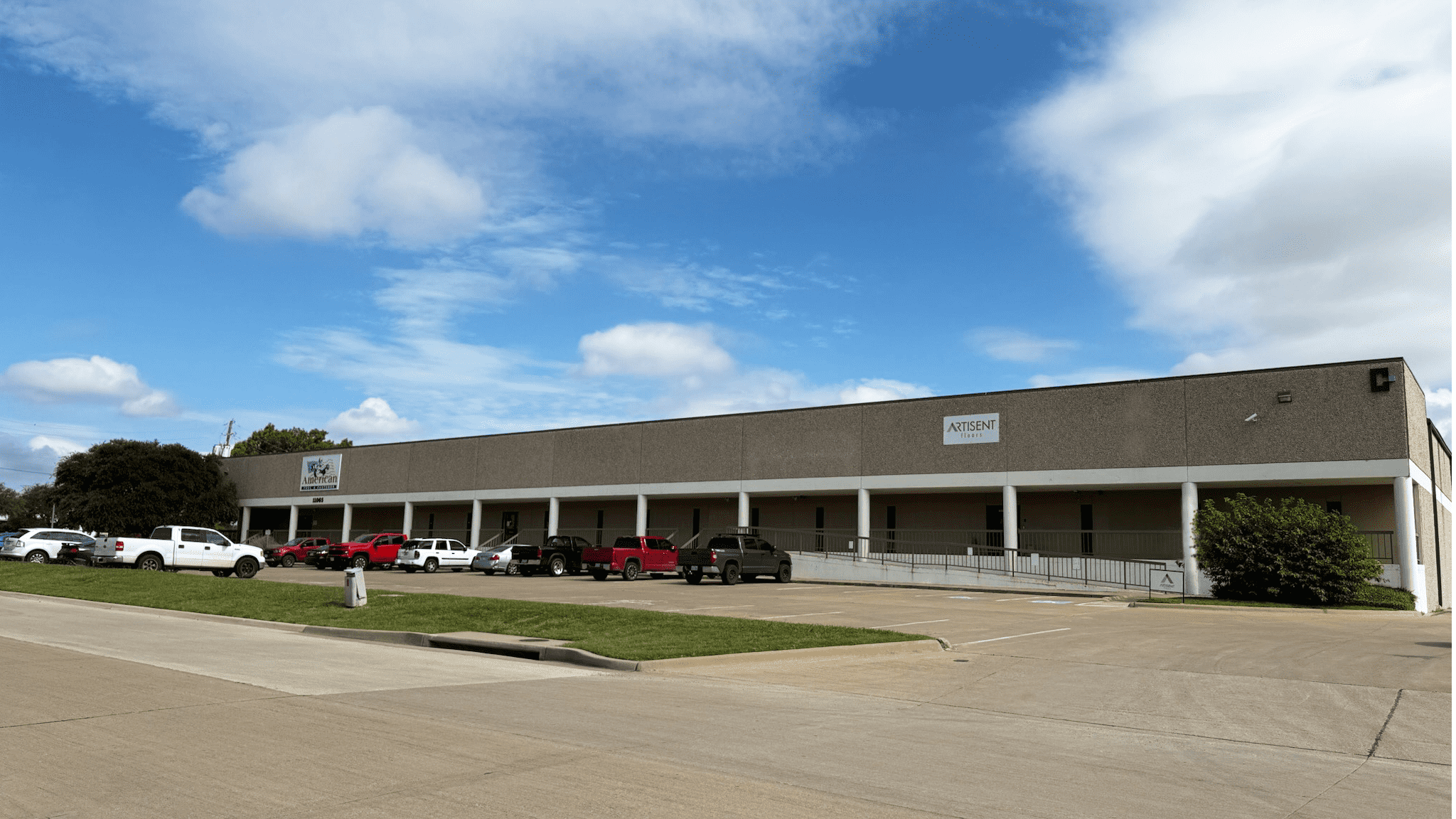11065-11067 Petal, Exterior Building Photo - undefined Industrial Property for Lease - 11065-11067 Petal, Dallas, Texas, 75238-2412 (1)