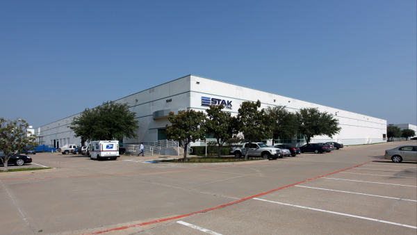 Industrial Space for Lease - 1540 Luna Rd, Carrollton, TX, 75006-6404