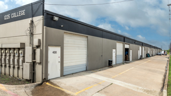 Industrial Space for Lease - 1225 W College Ave - Building 400, Carrollton, TX, 75006, Suite 406