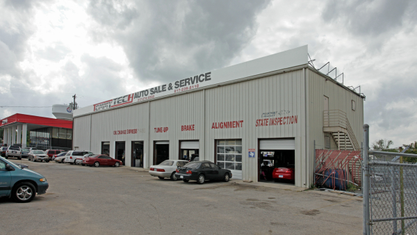 Industrial Space for Lease - 800 Peach St, Arlington, TX, 76011