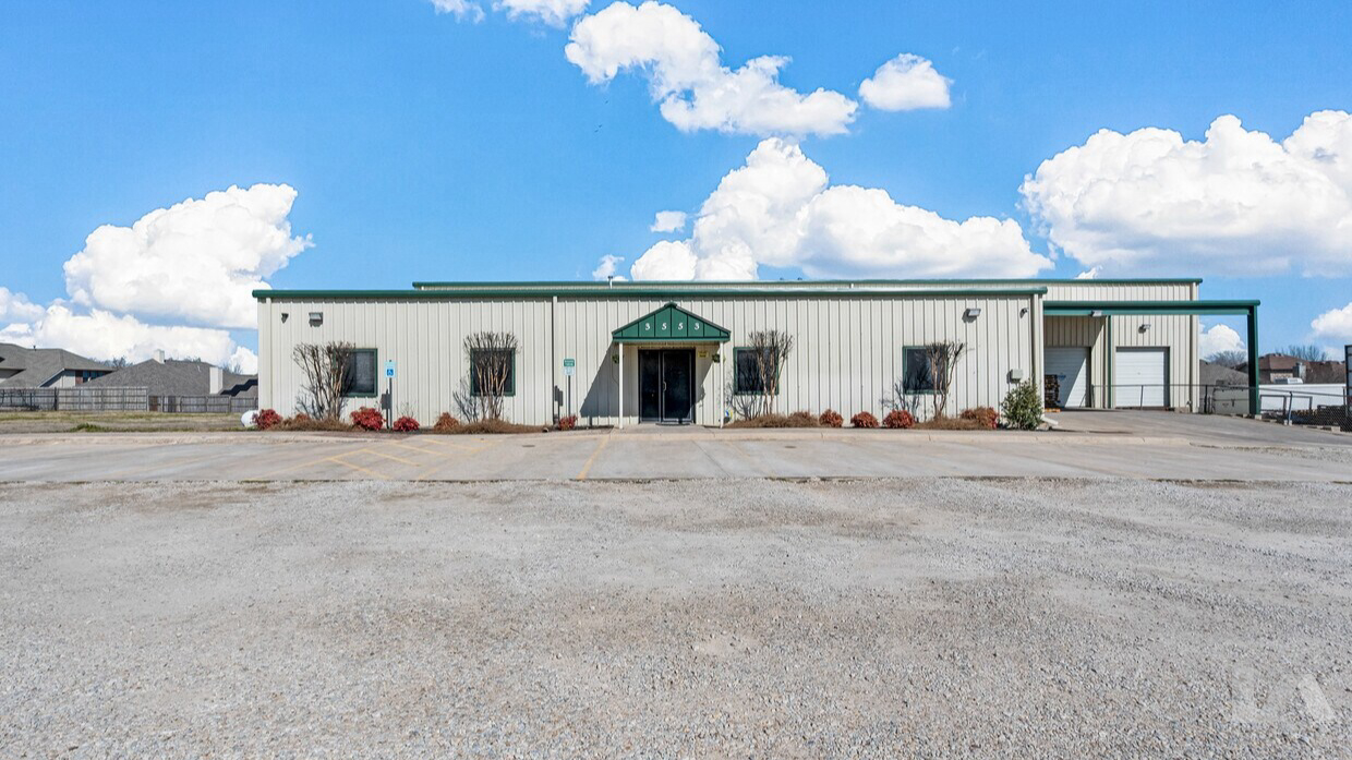 Industrial Property for Lease - 3553 Loddick Ln, Fort Worth, Texas, 76244-2649 (1)