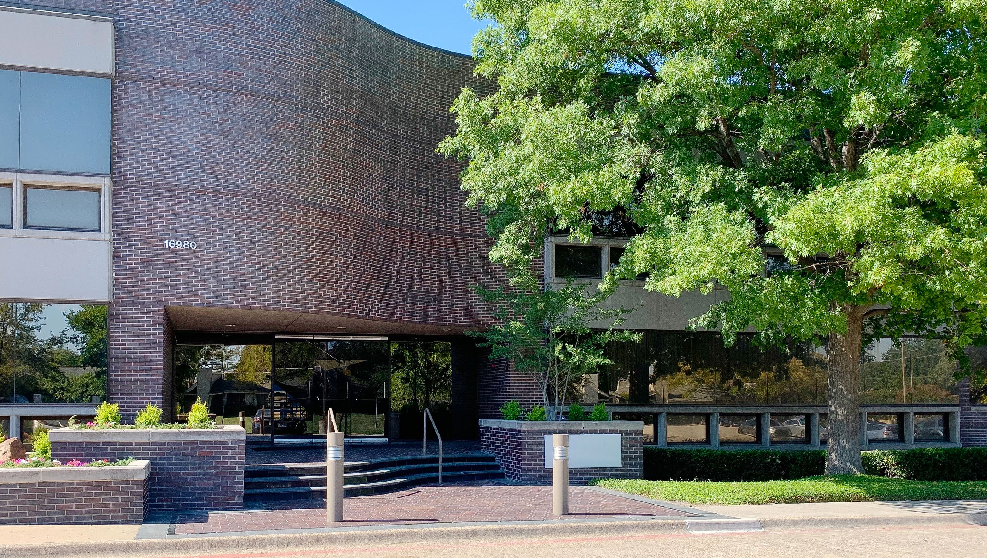 16980 Dallas Pkwy, Exterior Building Photo - undefined Office Property for Sale - 16980 Dallas Pkwy, Dallas, Texas, 75248 (1)