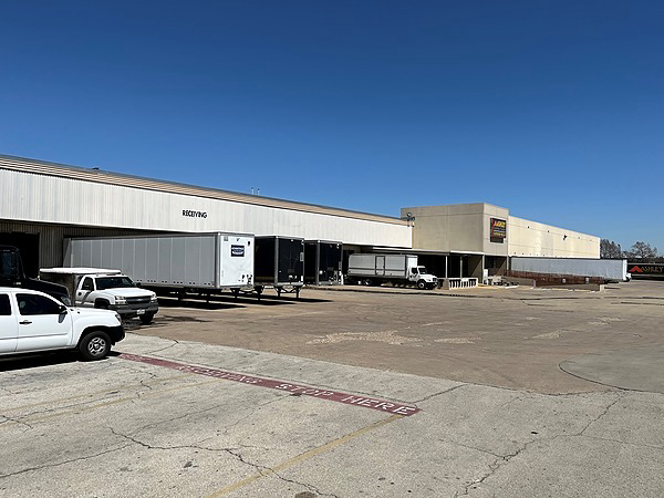 502 Fountain Pkwy, Exterior Building Photo - undefined Industrial Property for Lease - 502 Fountain Pkwy, Grand Prairie, Texas, 75050-1405 (2)