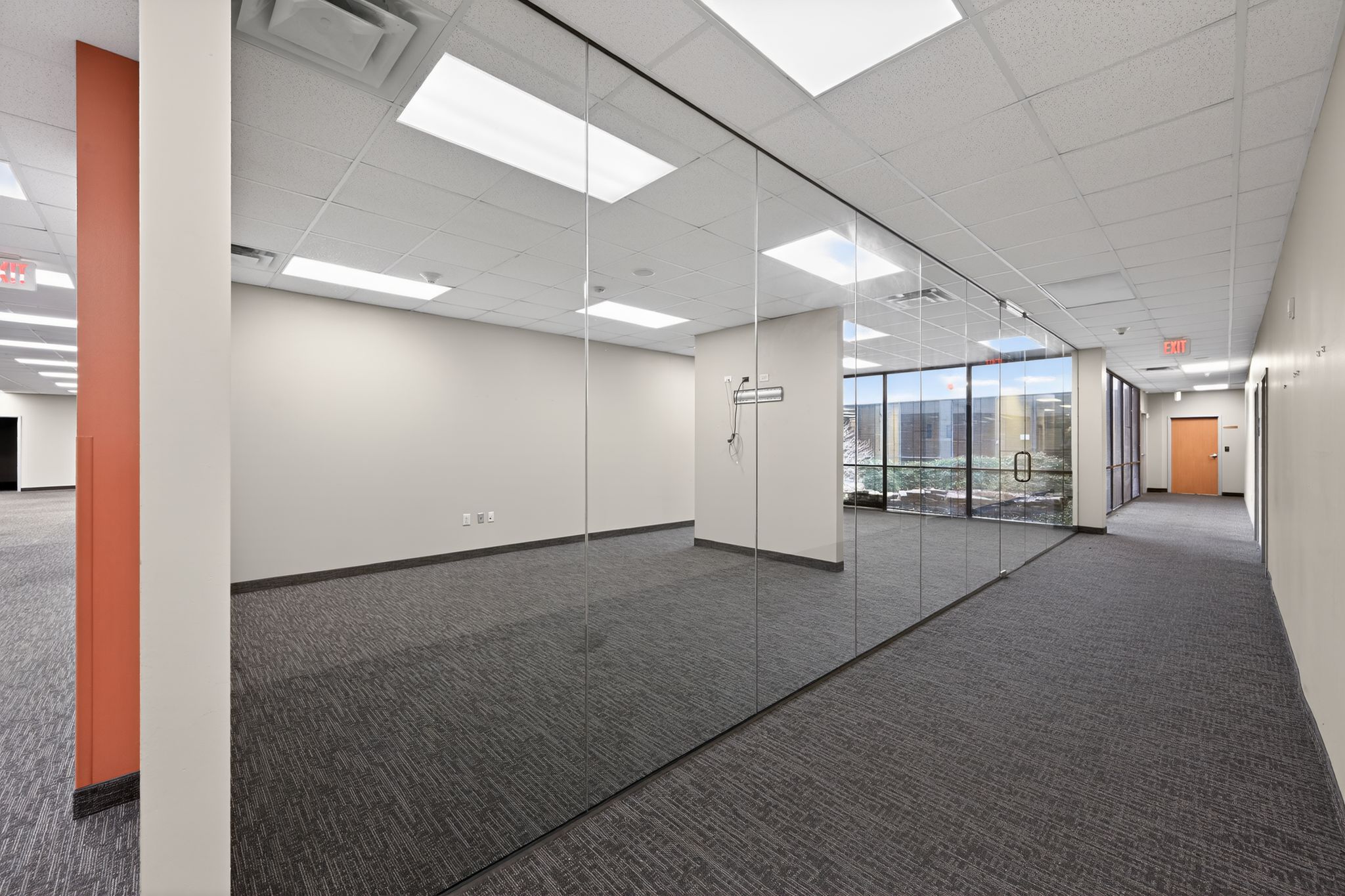 Flex Property for Lease or Sale - 9250 Amberton Pkwy, Dallas, Texas, 75243 (5)