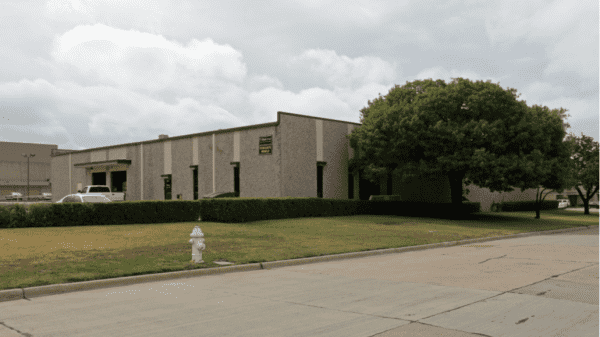 Industrial Space for Lease - 4304 N Beltwood Pky, Farmers Branch, TX, 75244