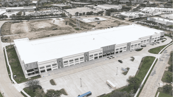 Industrial Property for Lease or Sale - 8000 Bent Branch Dr, Irving, TX, 75063