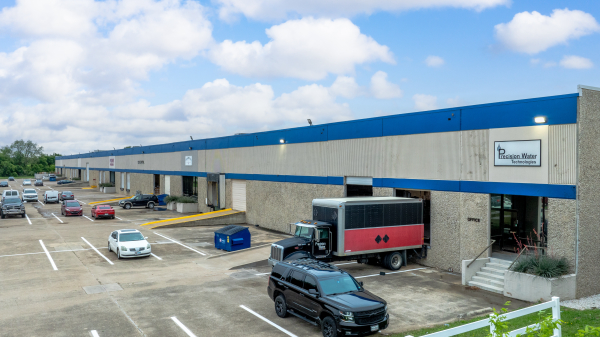 Industrial Space for Lease - 1225 Capital Dr, Carrollton, TX, 75006-3684, Suite 170