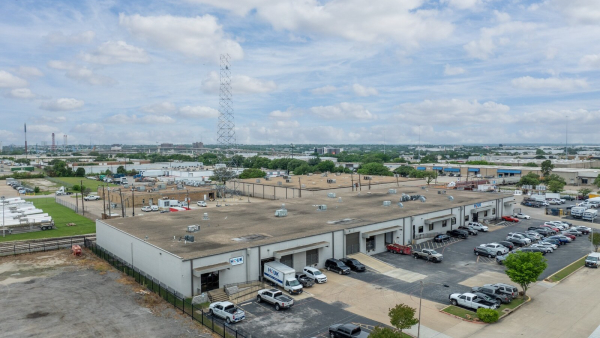 Industrial Space for Lease - 833 111th St, Arlington, TX, 76011, Suite B