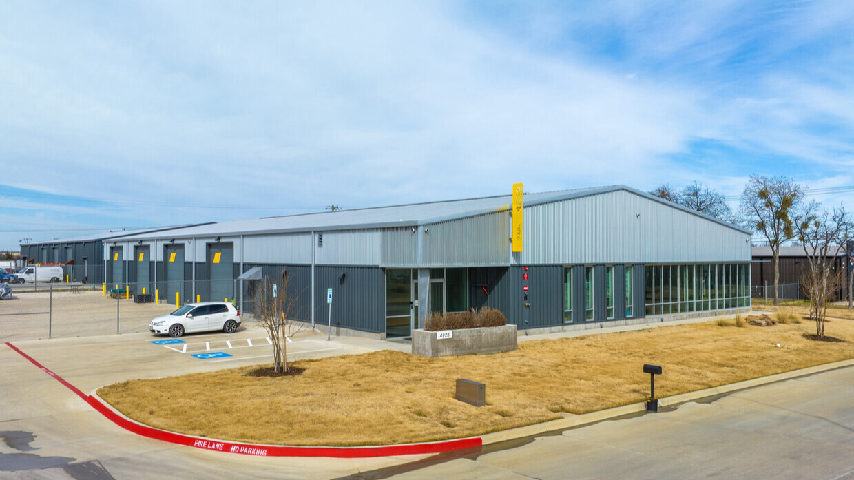 Industrial Property for Lease - 4924 Vesta Farley Rd, Fort Worth, Texas, 76119 (2)