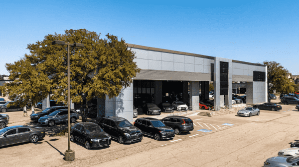 Industrial Space for Lease - 3333 W Plano Pkwy, Plano, TX, 75075