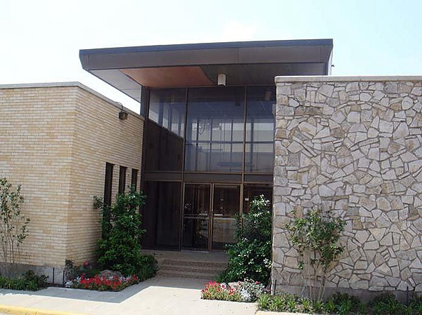 Industrial Space for Lease - 910 10th St, Plano, TX, 75074-6826