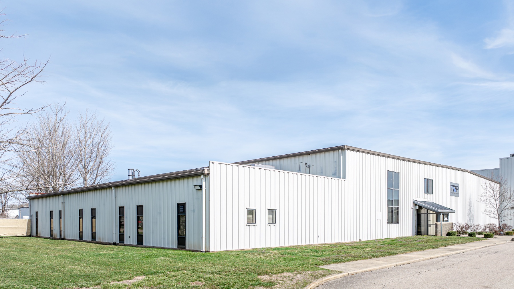 635 S Mapleton St, Exterior Building Photo - undefined Industrial Property for Sale - 635 S Mapleton St, Columbus, Indiana, 47201 (1)
